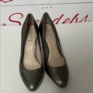 COLE HAAN BETHANY‎ SILVER LEATHER SHOES  SIZE 7 1/2B